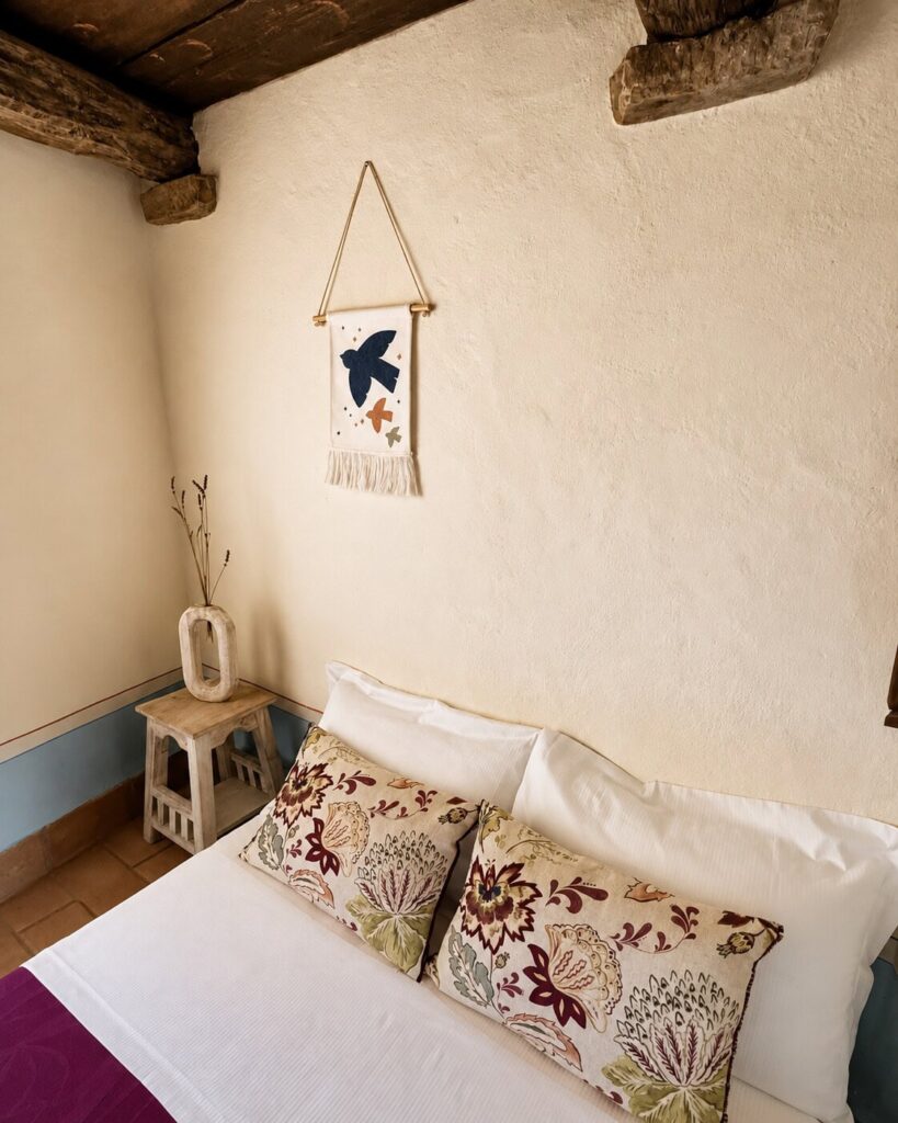 Sofa bed with cushions in the loft in the Il belvedere apartment, Borgo Braila, Umbria
